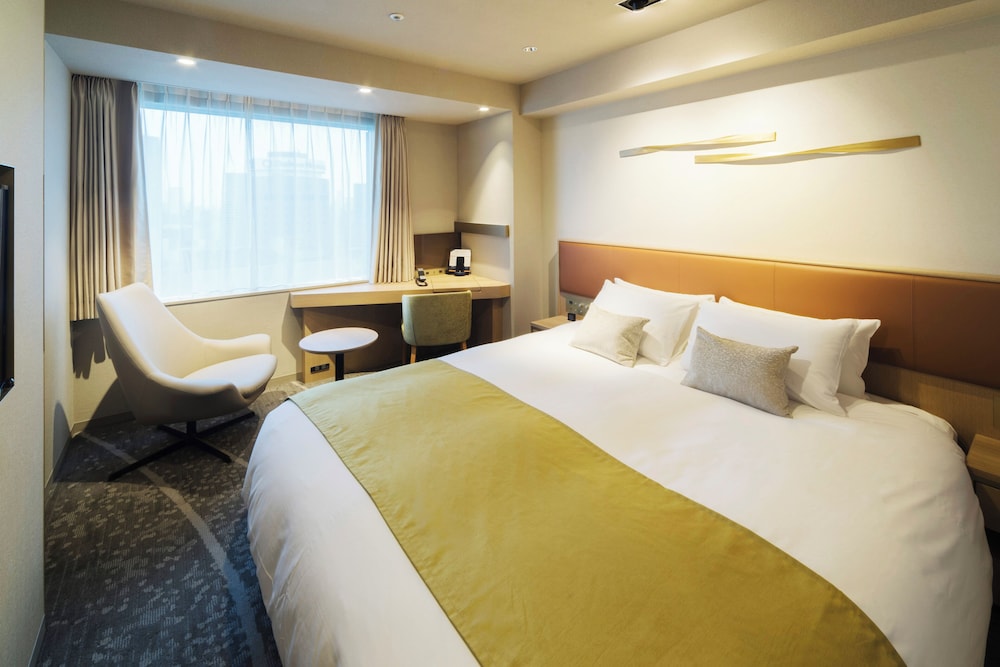 Standard Double Room-Non Smoking-Renovated, City View (20 square meters)