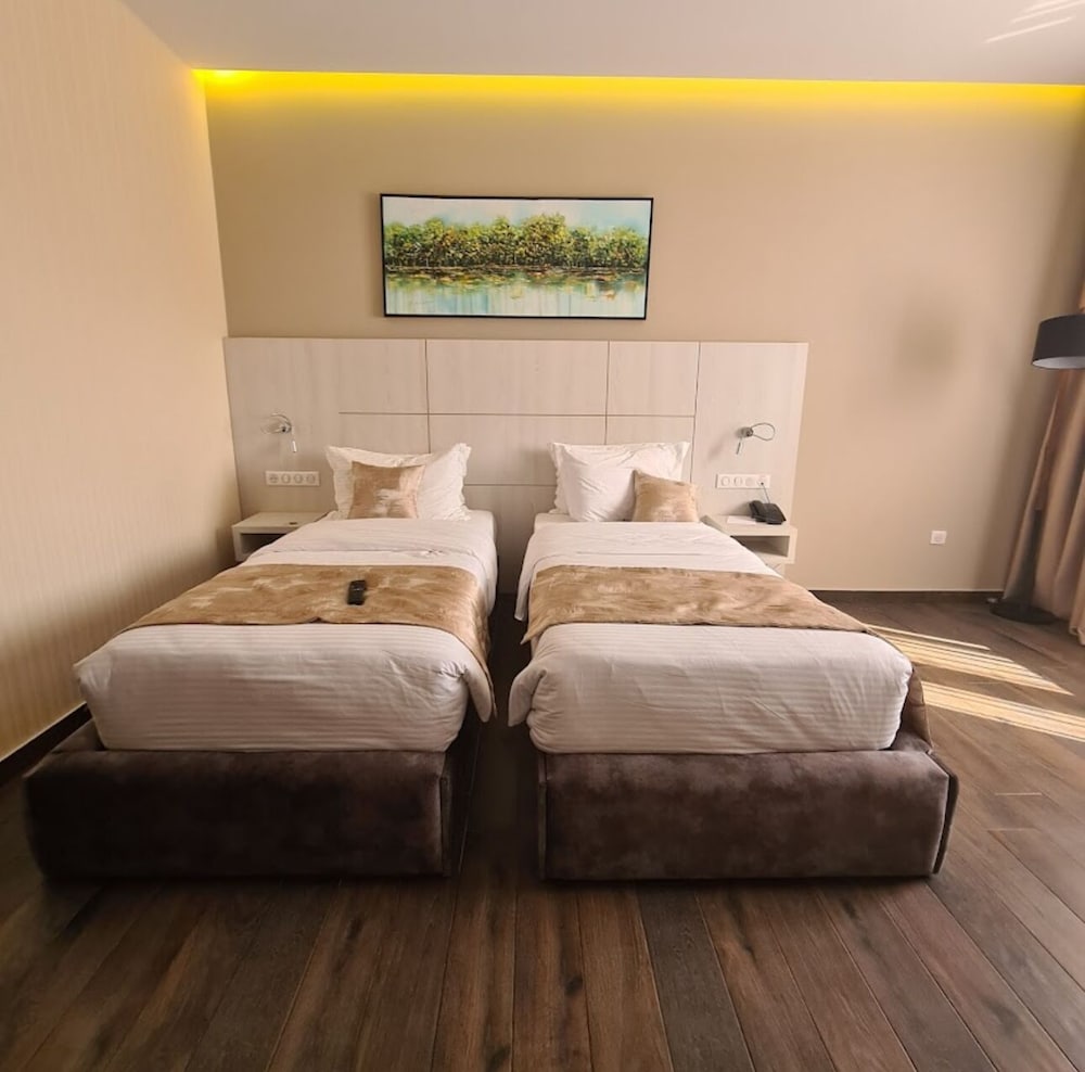Double or Twin Room photo 2