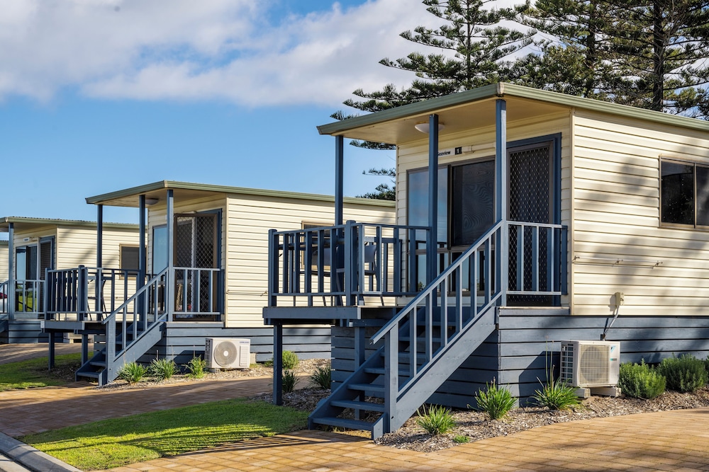 Tourist Cabin (2 Berth)