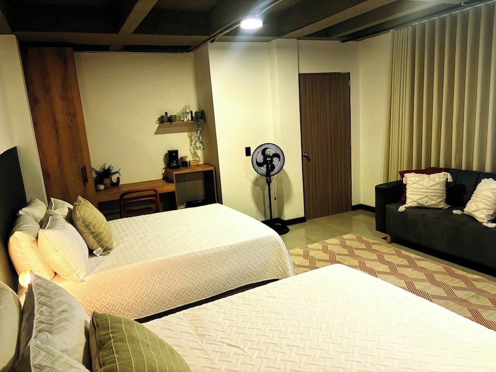 Deluxe Room, 2 Double Beds