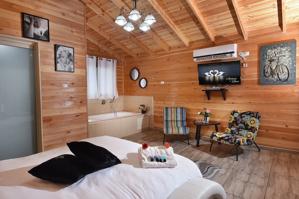 Double Room (Chalet) photo 3