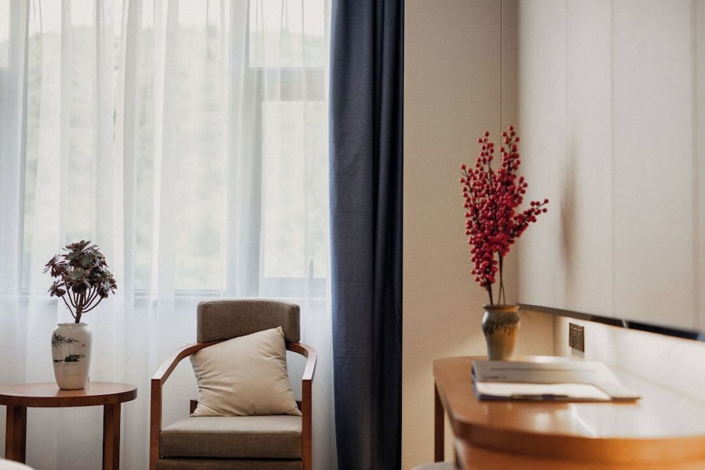 Superior Double Room, Mountain View photo 3