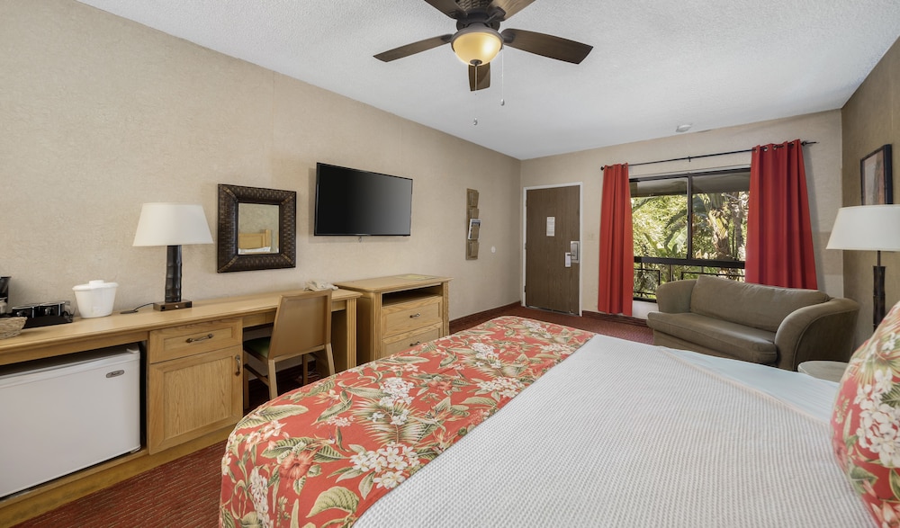 Standard Room, 1 King Bed - Photo 3
