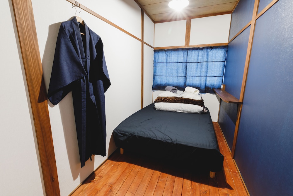 Double Room, Non Smoking - Photo 1