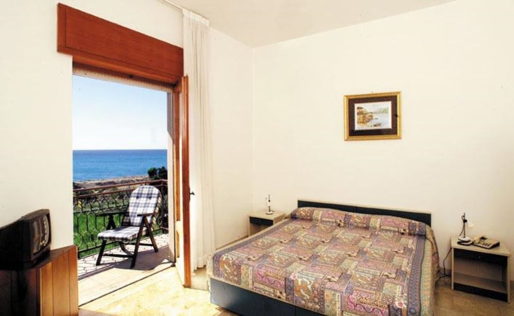 Double Room, Mountain View photo 3