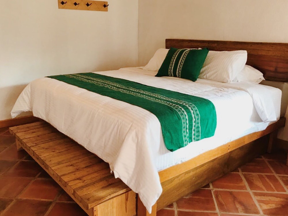 Deluxe Double Room, 1 King Bed, Garden View photo 1