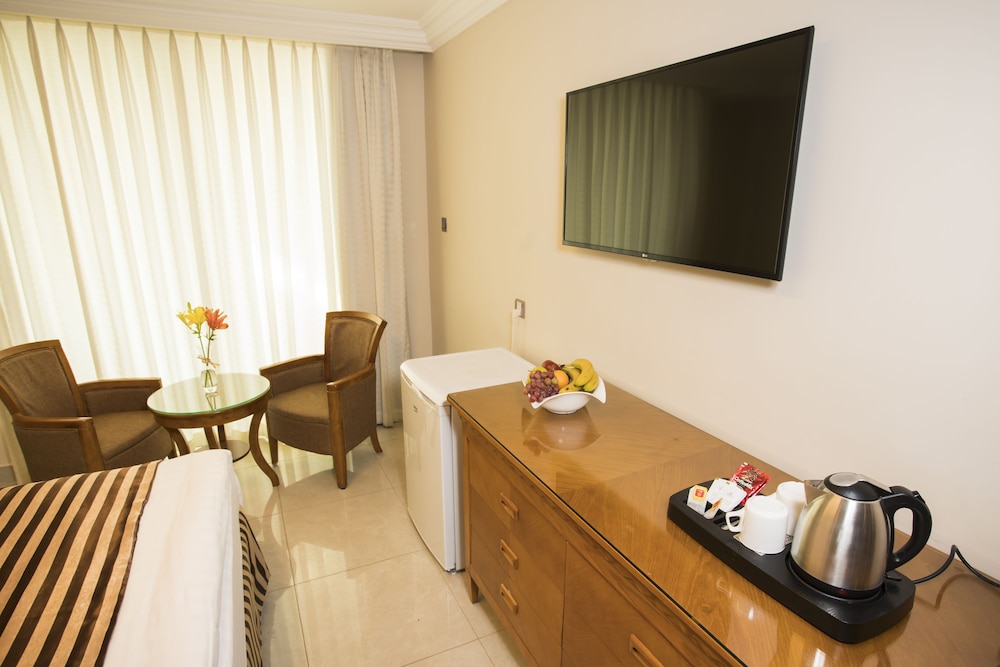 Double or Twin Room photo 2