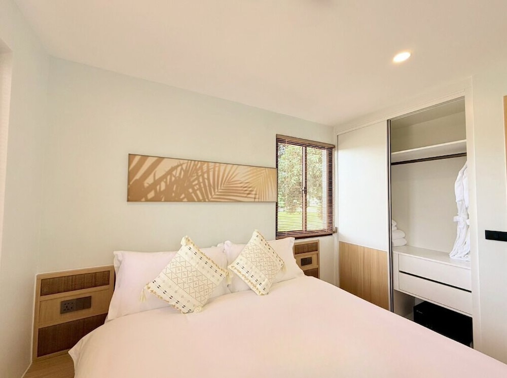Deluxe Suite, 1 King Bed