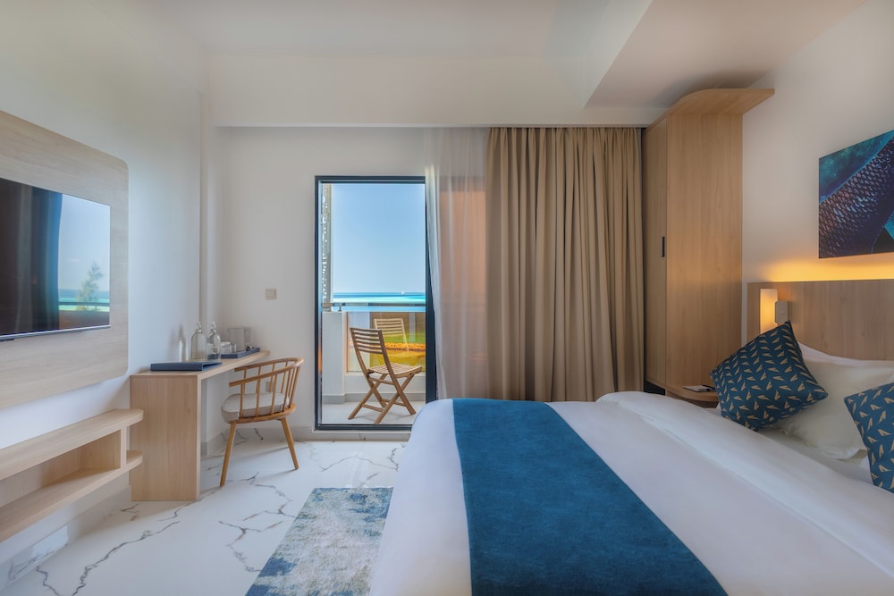 Super Deluxe Seaview Room with Balcony