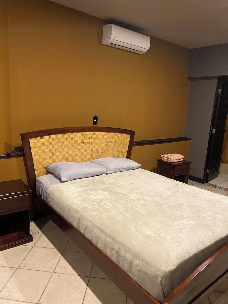 Suite photo 1