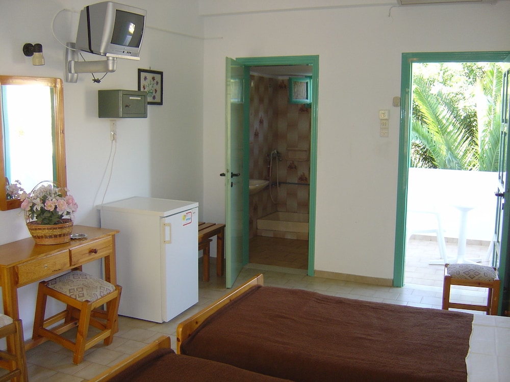 Standard Room - Photo 9