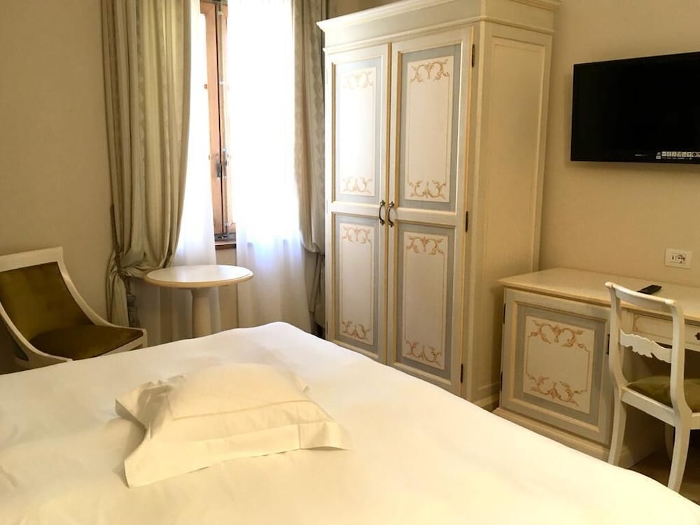 Double Room Single Use photo 3