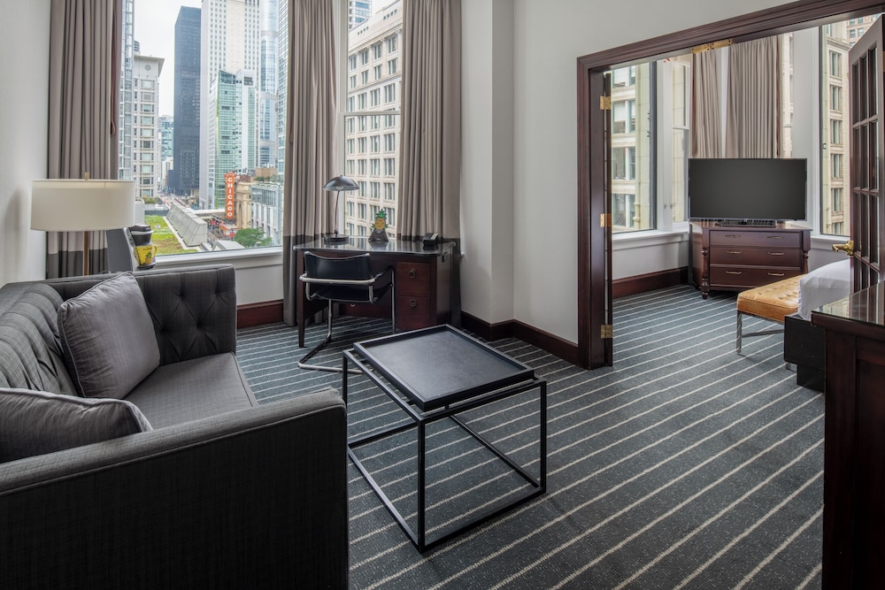 Millennium Park View King Suite - Photo 3
