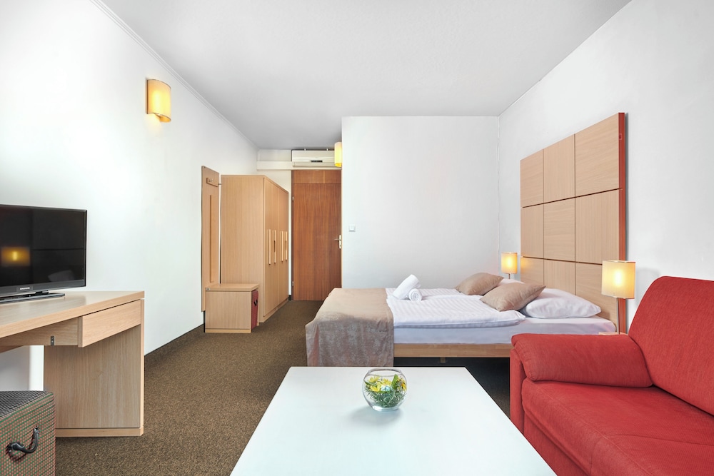 Superior Junior suite with balcony - Photo 2