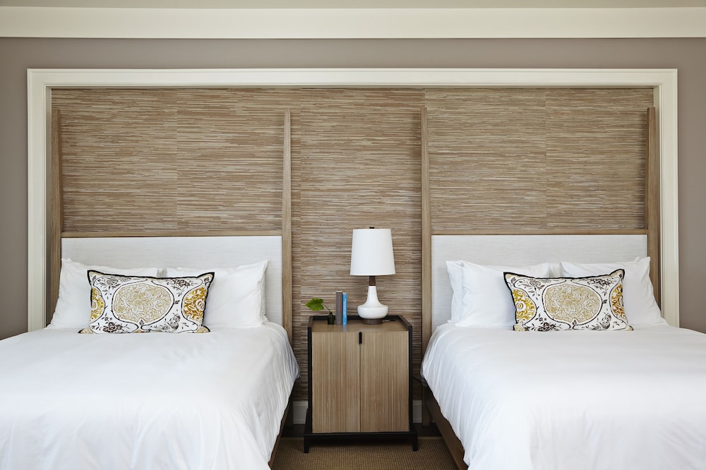 Deluxe Room, 2 Queen Beds, Garden View