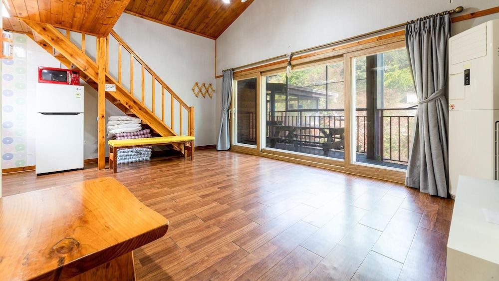 Basic Room, 1 Bedroom (Norang) - Photo 1
