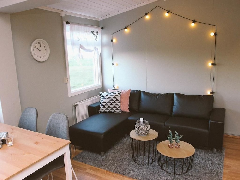 Comfort Apartment, 2 Bedrooms (Katla) photo 3