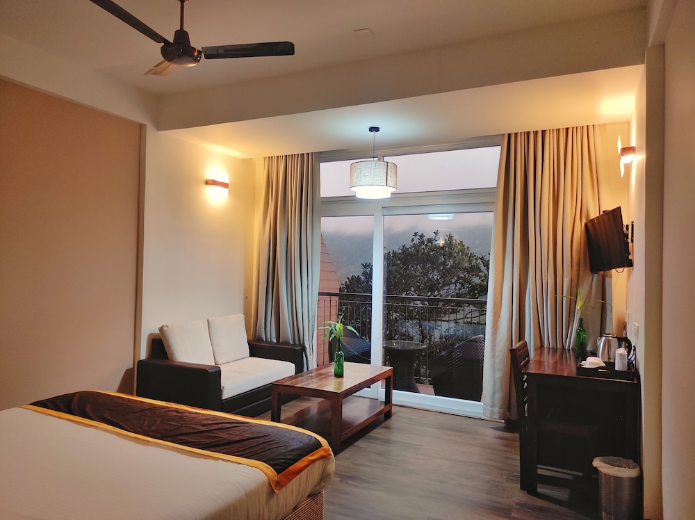 Shola Luxury Suite photo 2