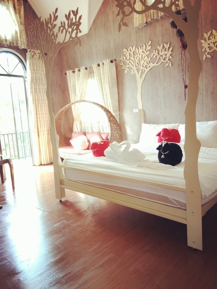Tree House