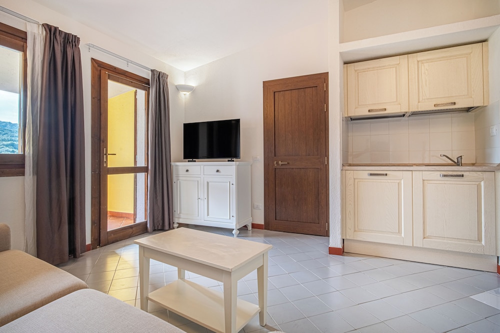 Comfort Apartment - Photo 6