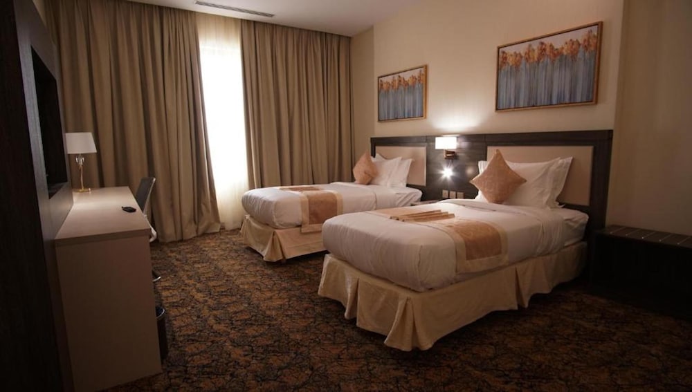 Deluxe Twin Room photo 1