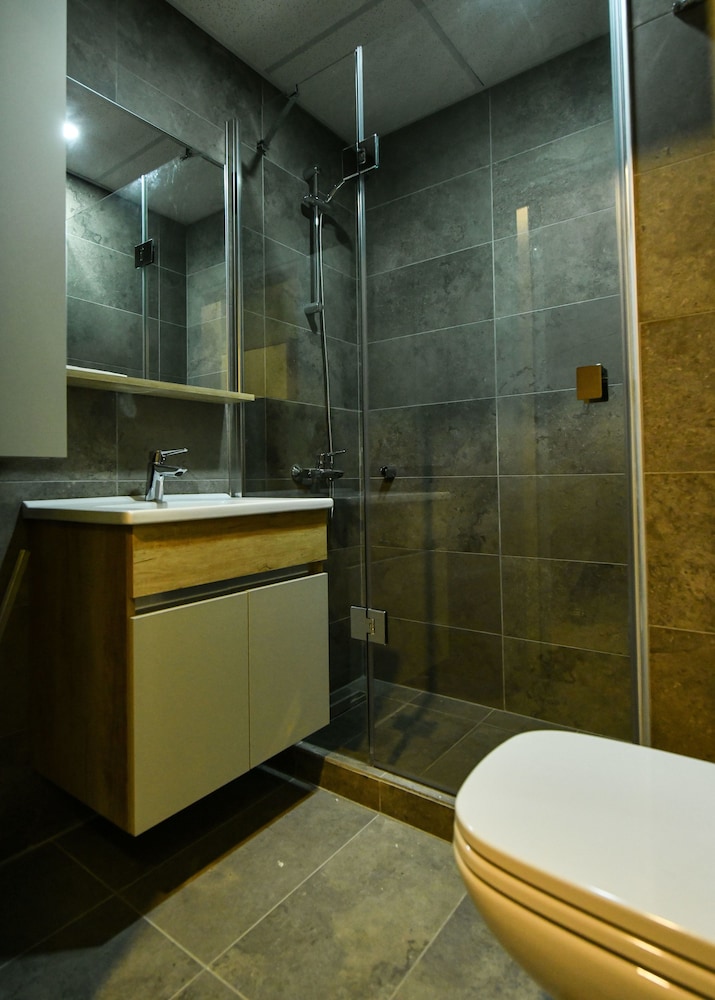 Studio Suite photo 2