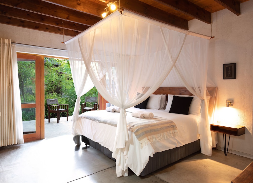 Luxury Villa photo 1