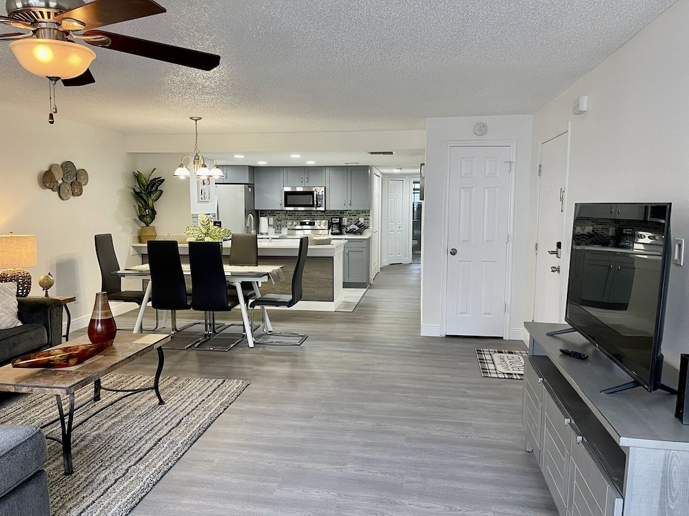 Comfort Apartment, 3 Bedrooms, Kitchen, Ground Floor