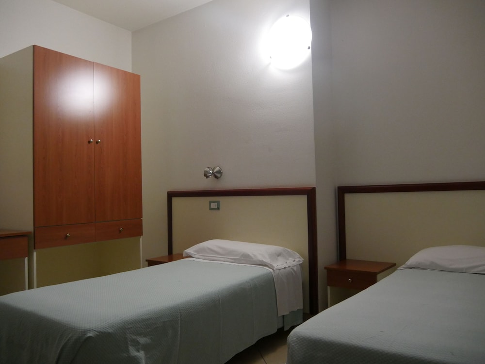 Twin Room photo 1