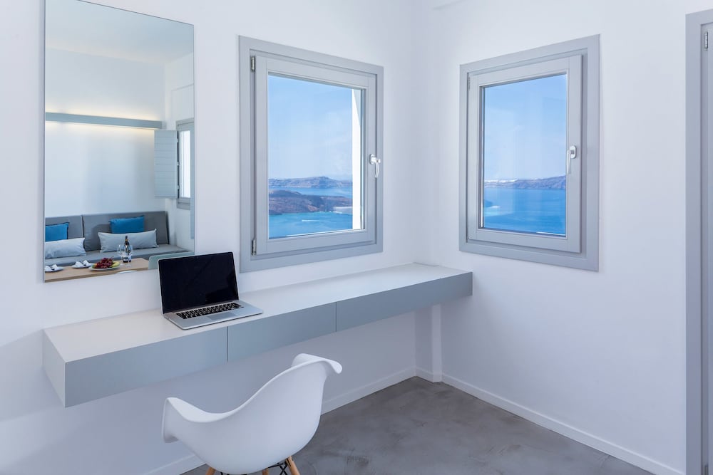 Red Suite with full privacy