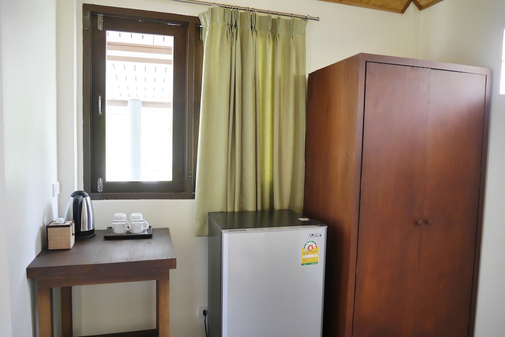 Basic Bungalow, 1 Bedroom, Sea View photo 3