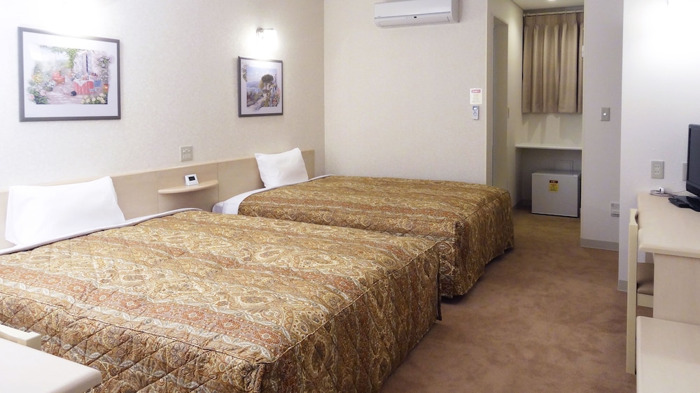 Standard Twin Room, 2 Queen Beds, Non Smoking photo 1