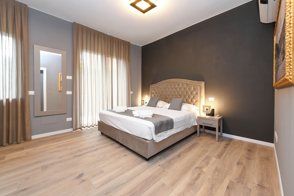 Superior Double Room - Photo 1