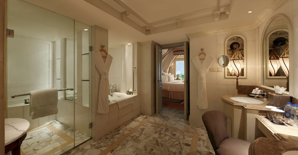 Presidential Suite Presidential Suite