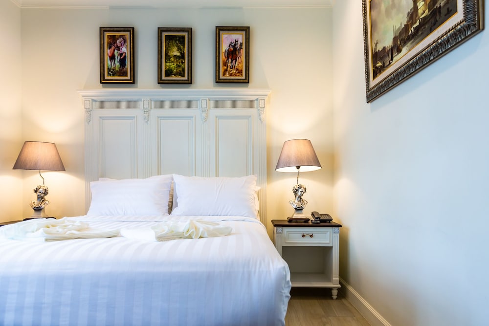 Superior Double Room, 1 Queen Bed, Ensuite - Photo 9