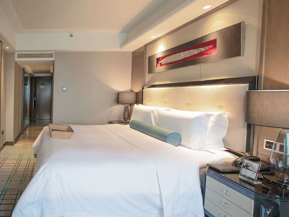 Executive Room, 1 King Bed photo 2