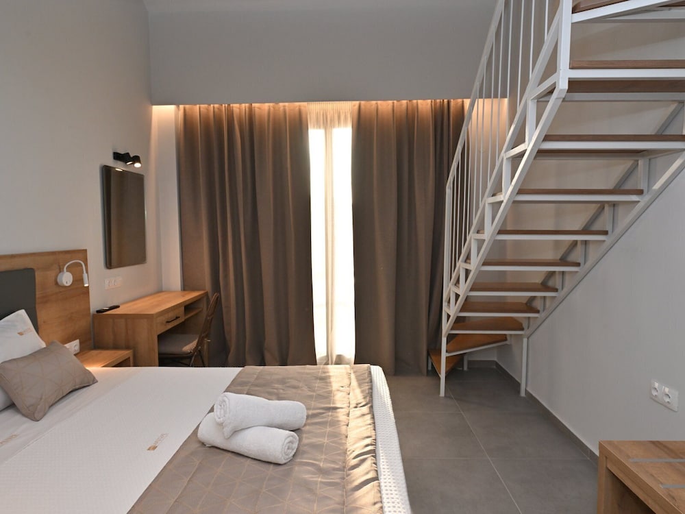City Quadruple Room