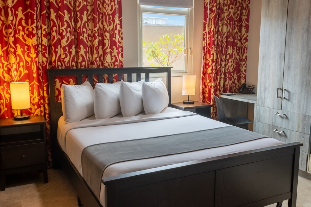 Superior Room, 1 Queen Bed - Photo 1