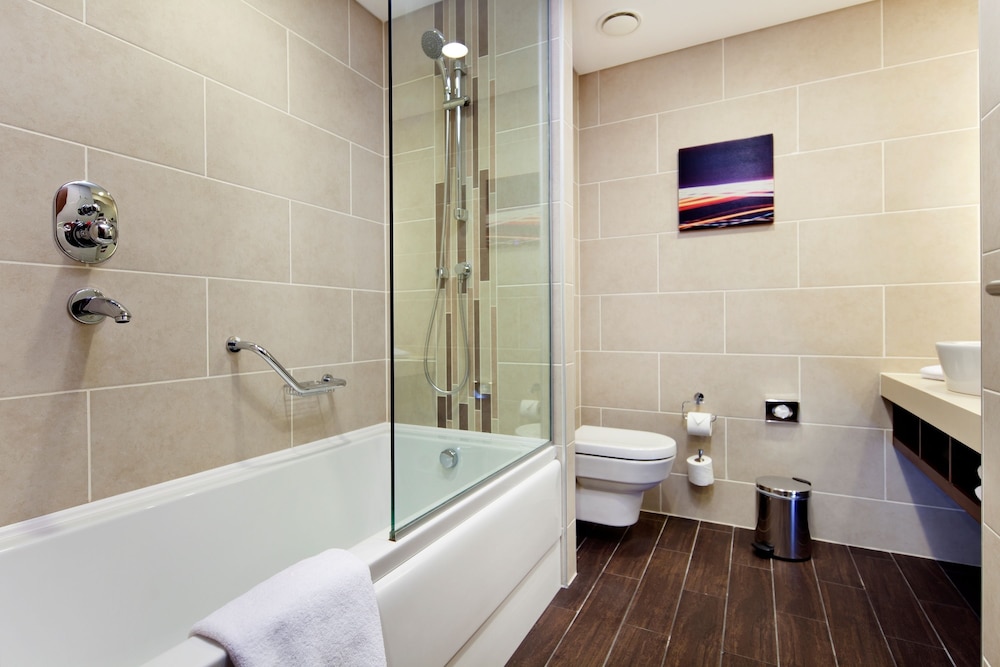 Suite, 1 King Bed