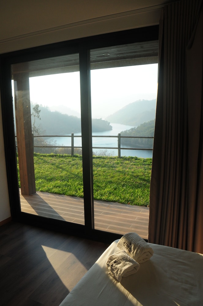Double Room - Photo 7