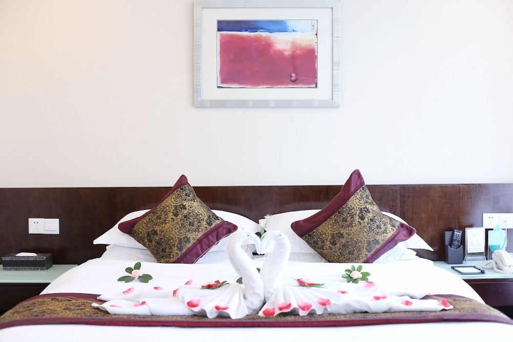 Two-Bedroom Suite photo 2