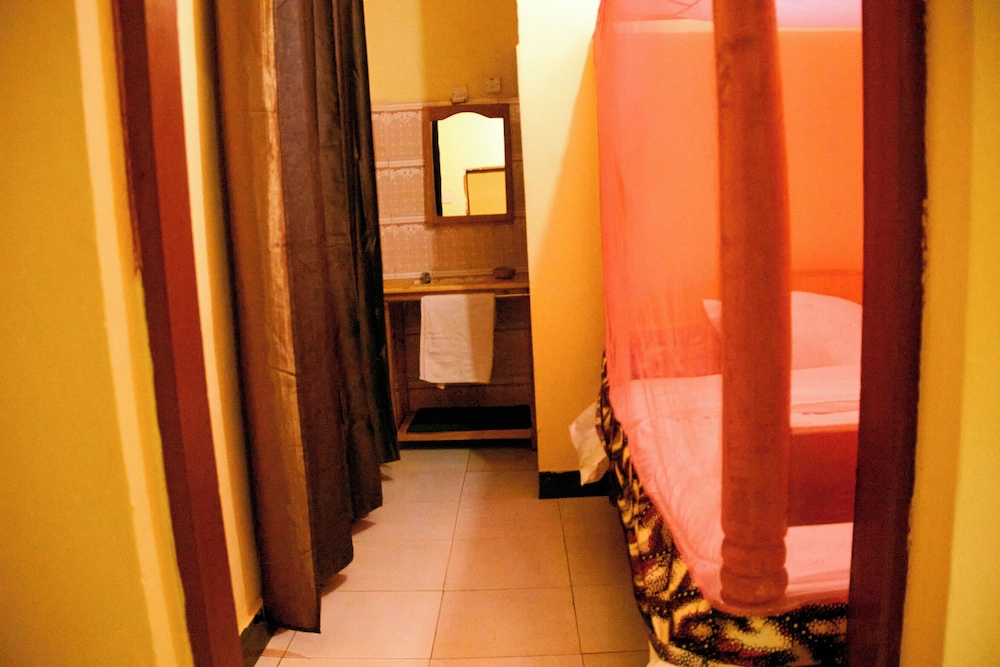 Basic Double Room