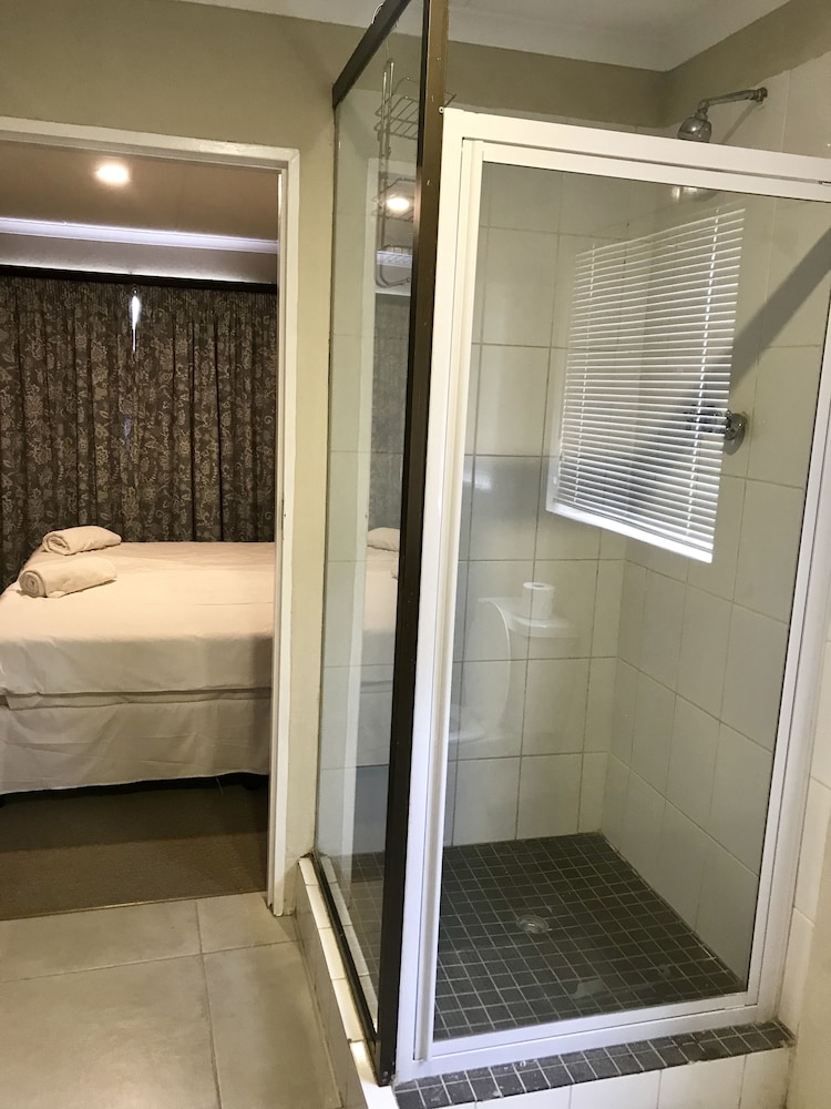 Comfort Chalet, Multiple Beds, Non Smoking photo 3