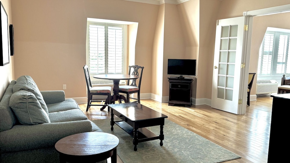 Premier Suite photo 2