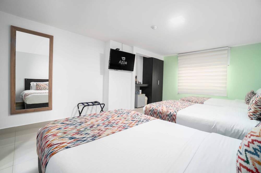 Standard Triple Room photo 2