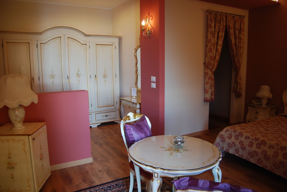 Suite, Sauna, Lake View photo 1