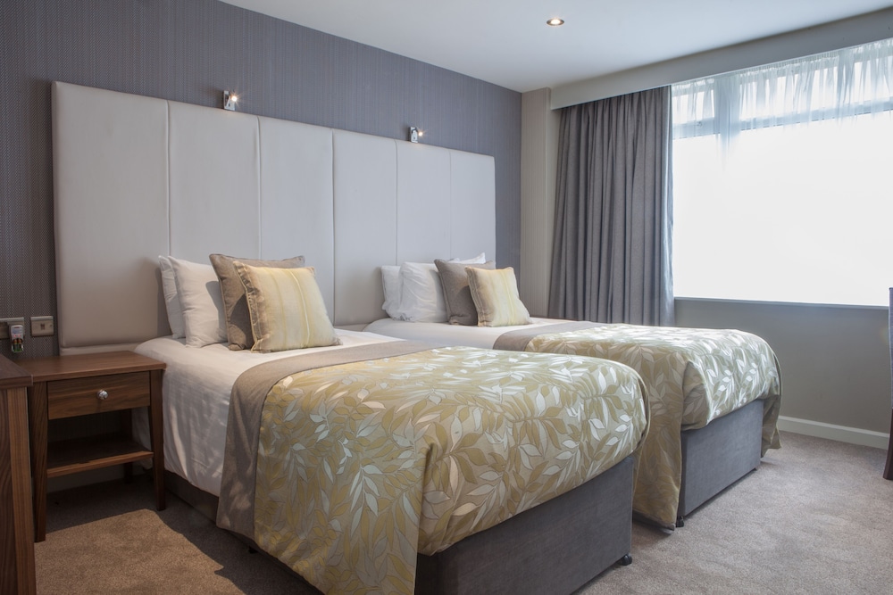 Twin Room - Photo 12