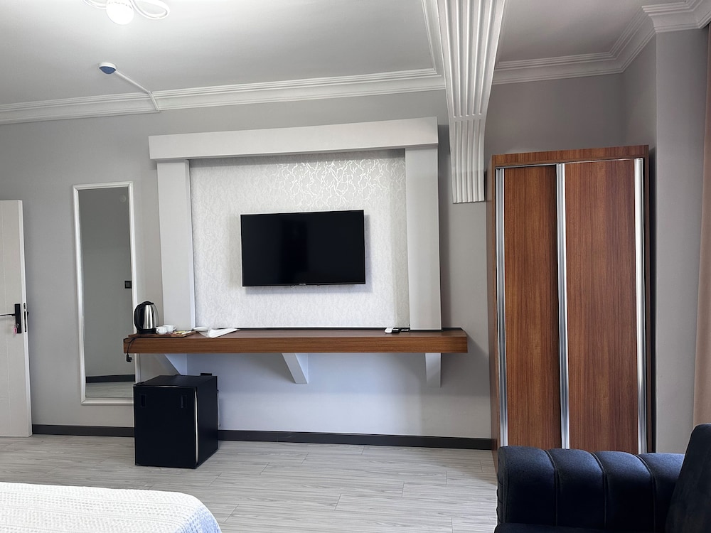 Family Quadruple Room, Sea View, Sea Facing photo 2