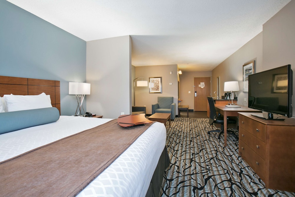 Suite, Multiple Beds, Non Smoking, Refrigerator & Microwave (with Sofabed) - Photo 9