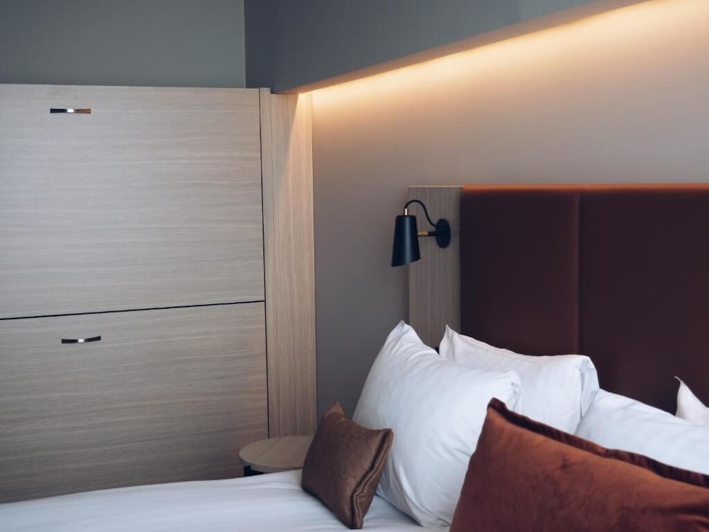 Superior Room, Multiple Beds, Non Smoking - Photo 3